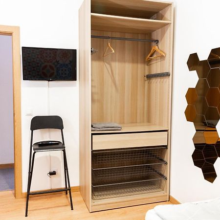 Hostel Crespo Lisbon Bagian luar foto