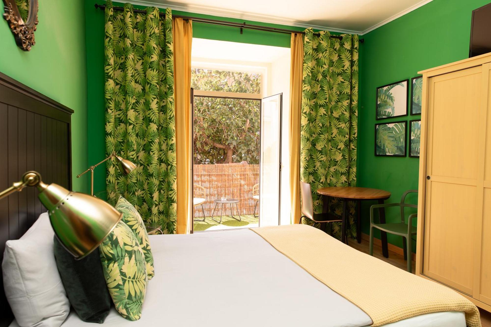 Hostel Crespo Lisbon Bagian luar foto