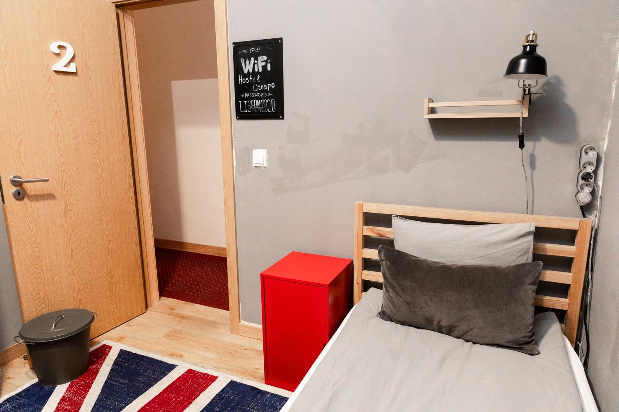 Hostel Crespo Lisbon Bagian luar foto