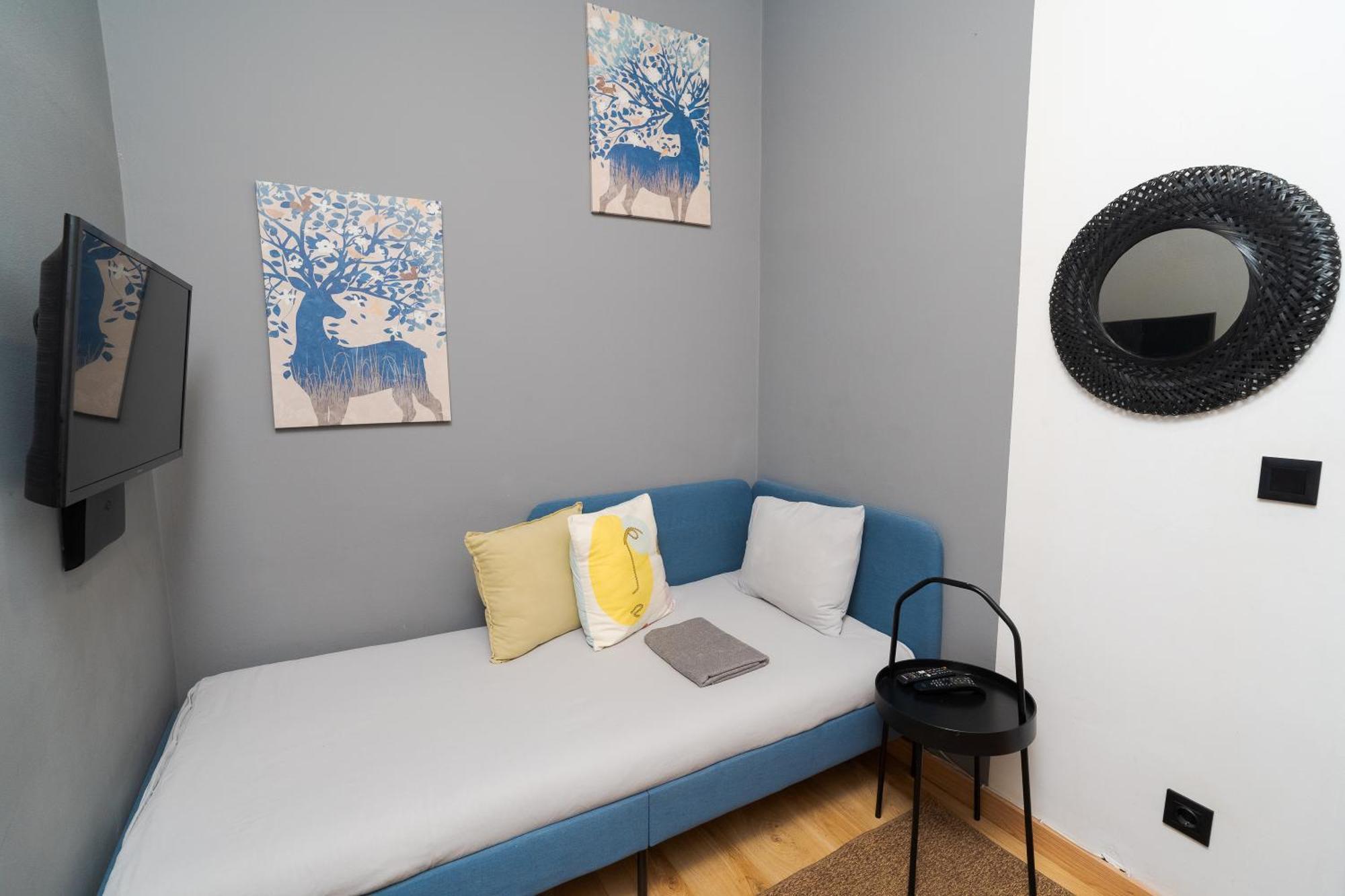 Hostel Crespo Lisbon Bagian luar foto